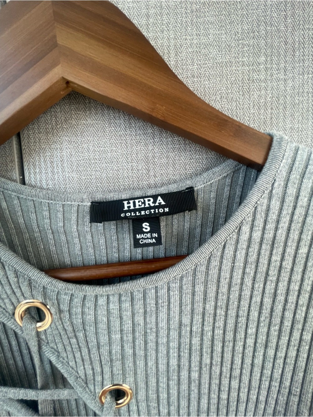 Hera | Ribbed Dress - Picture 3 of 4